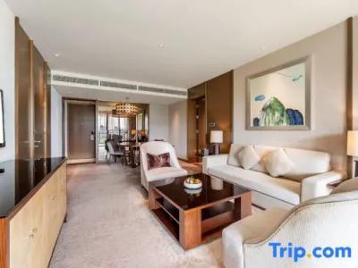 Sheraton Huizhou Bailuhu - 160
