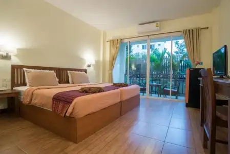 Riverside House - 5