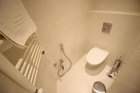 Maxela Rooms & Suites - 8