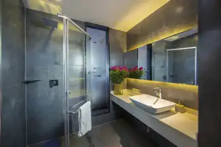 Yunman Kunming Donghua - 9