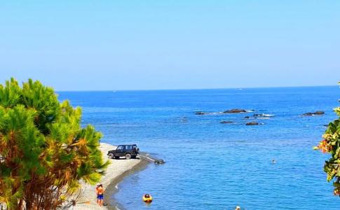 Astrofegia Beachfront Villa - 19