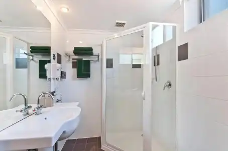 Comfort Inn On Raglan - 61