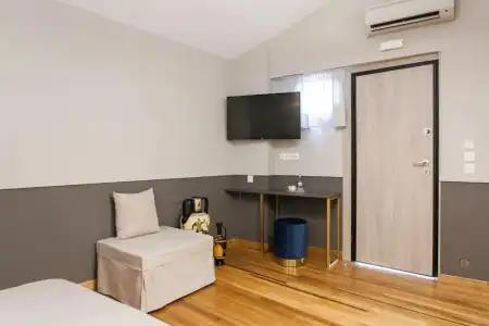 Step One | Luxury Suites Right in the Heart of Acropolis Next to Metro Station - 68