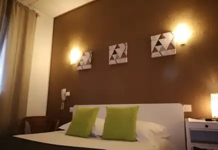Hôtel Trianon - 55