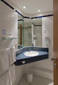 Holiday Inn Express Antwerp City-North by IHG - 8