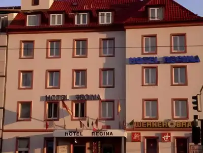 Regina - 19