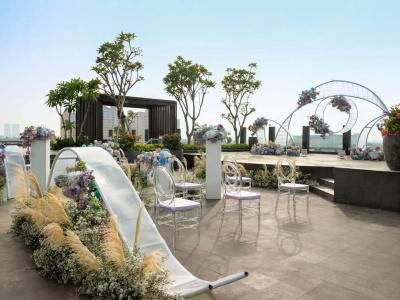 Hilton Garden Inn Jakarta Taman Palem - 13