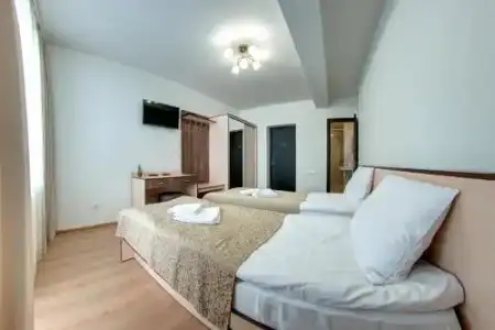 Dolyna Gir - 2