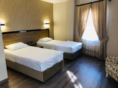 Suvari - 34