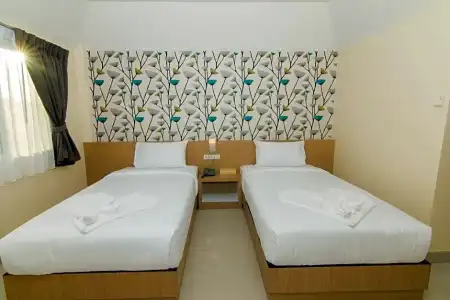 Suksomboon - 85