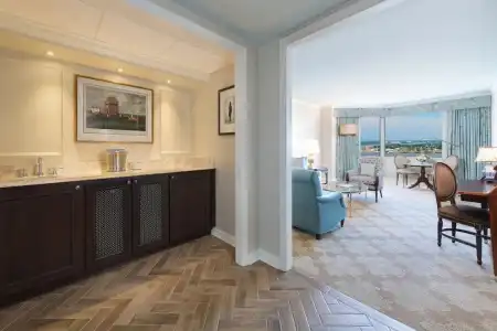 The Windsor Court - 109