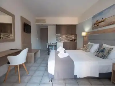 Aristo Apartments - 25