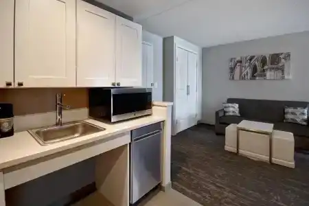 Homewood Suites by Hilton Philadelphia-City Avenue - 11