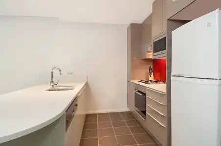 Astra Apartments Miller Street - 12