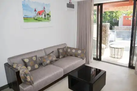 Toparadis Guest House - 79