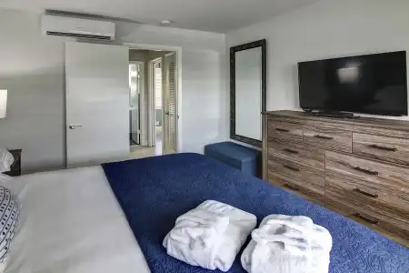 May-Dee Suites - 1