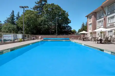 Holiday Inn VICTORIA – ELK LAKE by IHG - 11