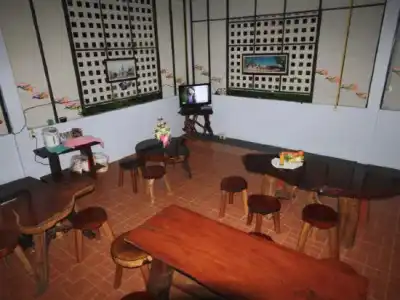 Haruhara - 12