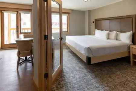 Moose And Suites - 134