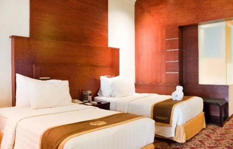 Savoy Homann - 61
