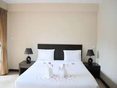 Thong Takian Resort - 0
