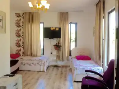 Batumi Wonderland Guest House - 61