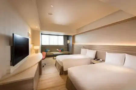 DoubleTree by Hilton Okinawa Chatan Resort - 61