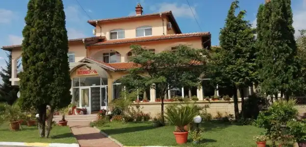 Motel International - 11