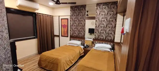 Metro Palace Mini-hotel - 27