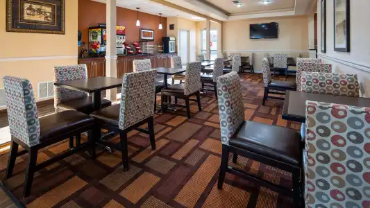 Baymont by Wyndham Lubbock - 15