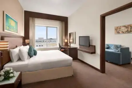 Ramada by Wyndham Dubai Deira - 35