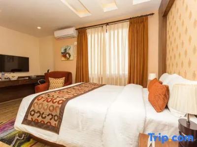Yatri Suites and Spa - 72