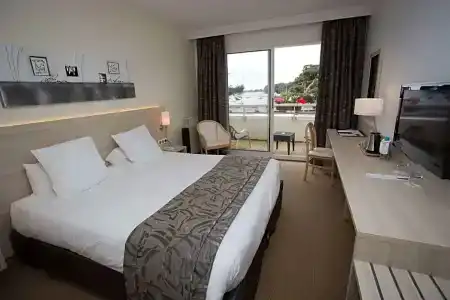 Best Western Le Roof - 88