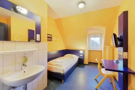Bed'nBudget Expo-Hostel Rooms - 38