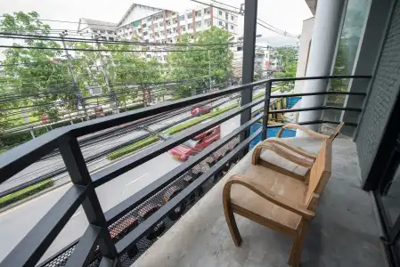 Box Hostel N Cafe - 6