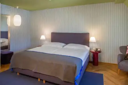 Alma - Boutique hideaway by the lake with rooftop and ladies-only wellness - 64