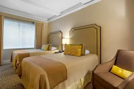 Omni Berkshire Place - 74