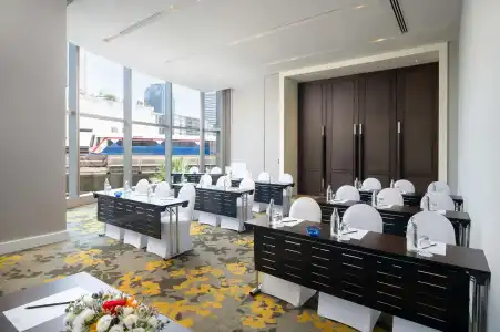 Radisson Blu Plaza Bangkok - 4