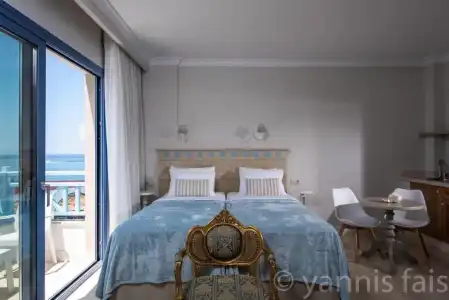 Pyrgos Blue - 52