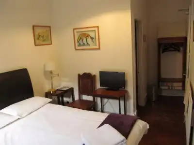 Lantern Guest House - 5
