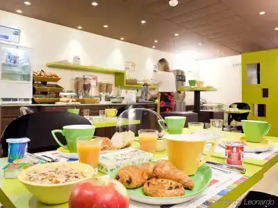 ibis Styles Paris 15 Lecourbe - 8