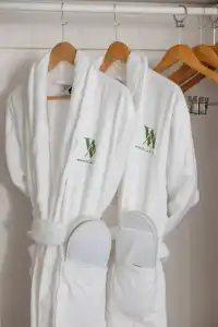 Cobblestone Court Motel – Wenzel Motels - 48