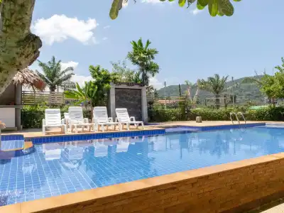 OYO 1046 Noppharat resort - 8