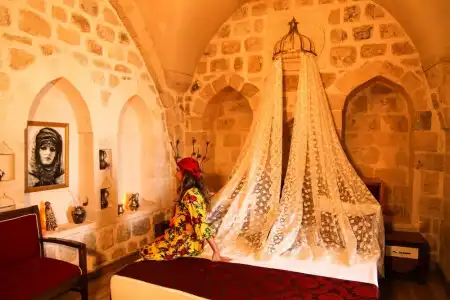 Tuğhan - 136