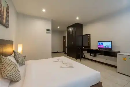 Amarin Patong - 54