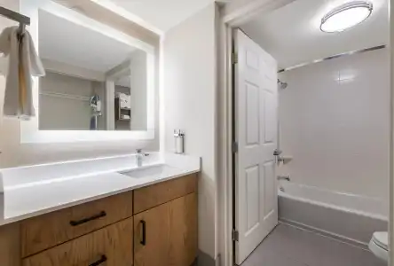 Staybridge Suites Chesapeake by IHG - 38