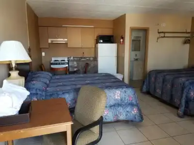 Cloud 9 Inn - 3