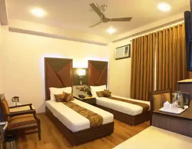 Sunstar Heights - 40