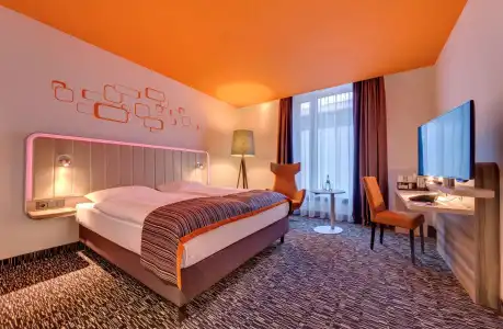 Park Inn by Radisson Neumarkt - 3
