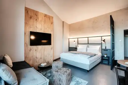 CLOUD No7 Apartments - 8